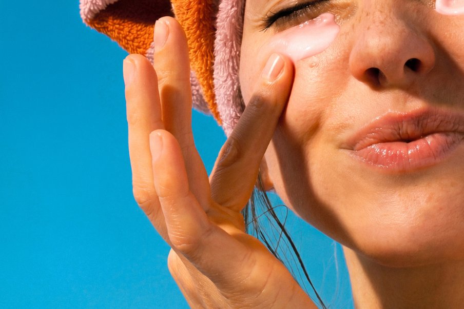 Clean girl: 3 kroki do zdrowego glow bez obciążania skóry 